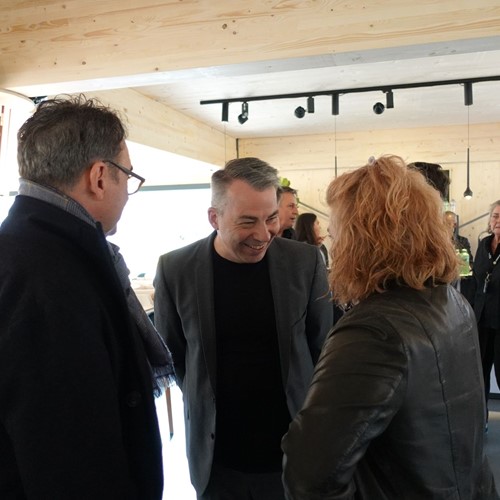 Christian Jungen, Michael P. Aust and Reta Guetg